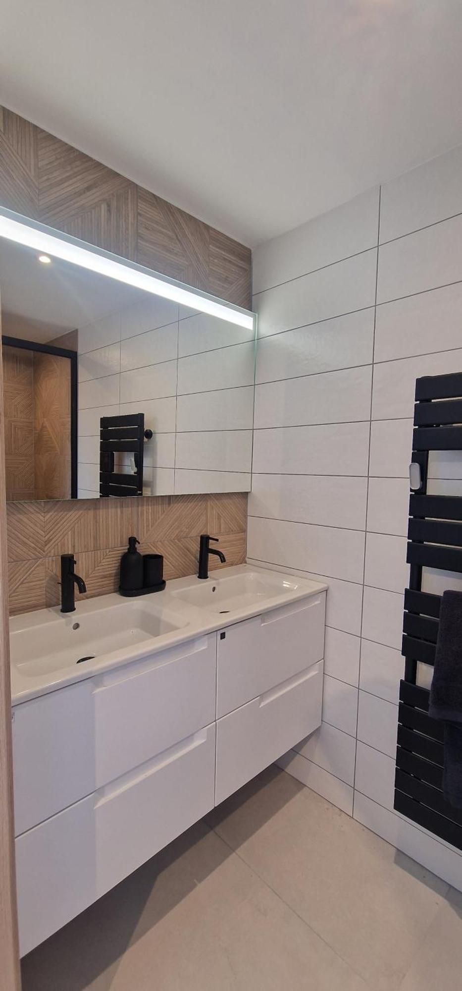 Le Loft De La Gare Lägenhet Montélimar Exteriör bild
