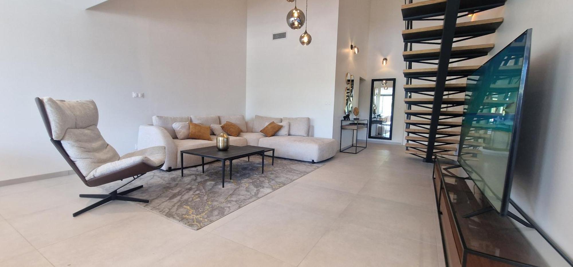 Le Loft De La Gare Lägenhet Montélimar Exteriör bild